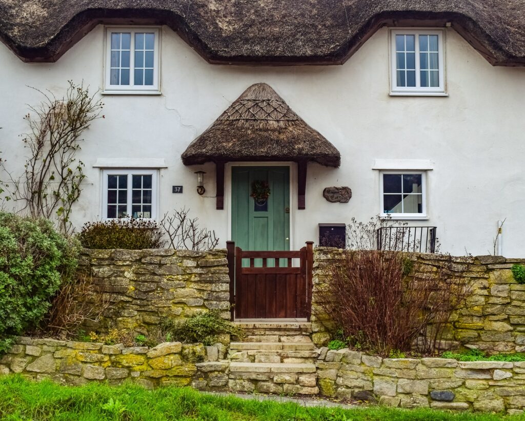An English country cottage - Teenage birthday party ideas
