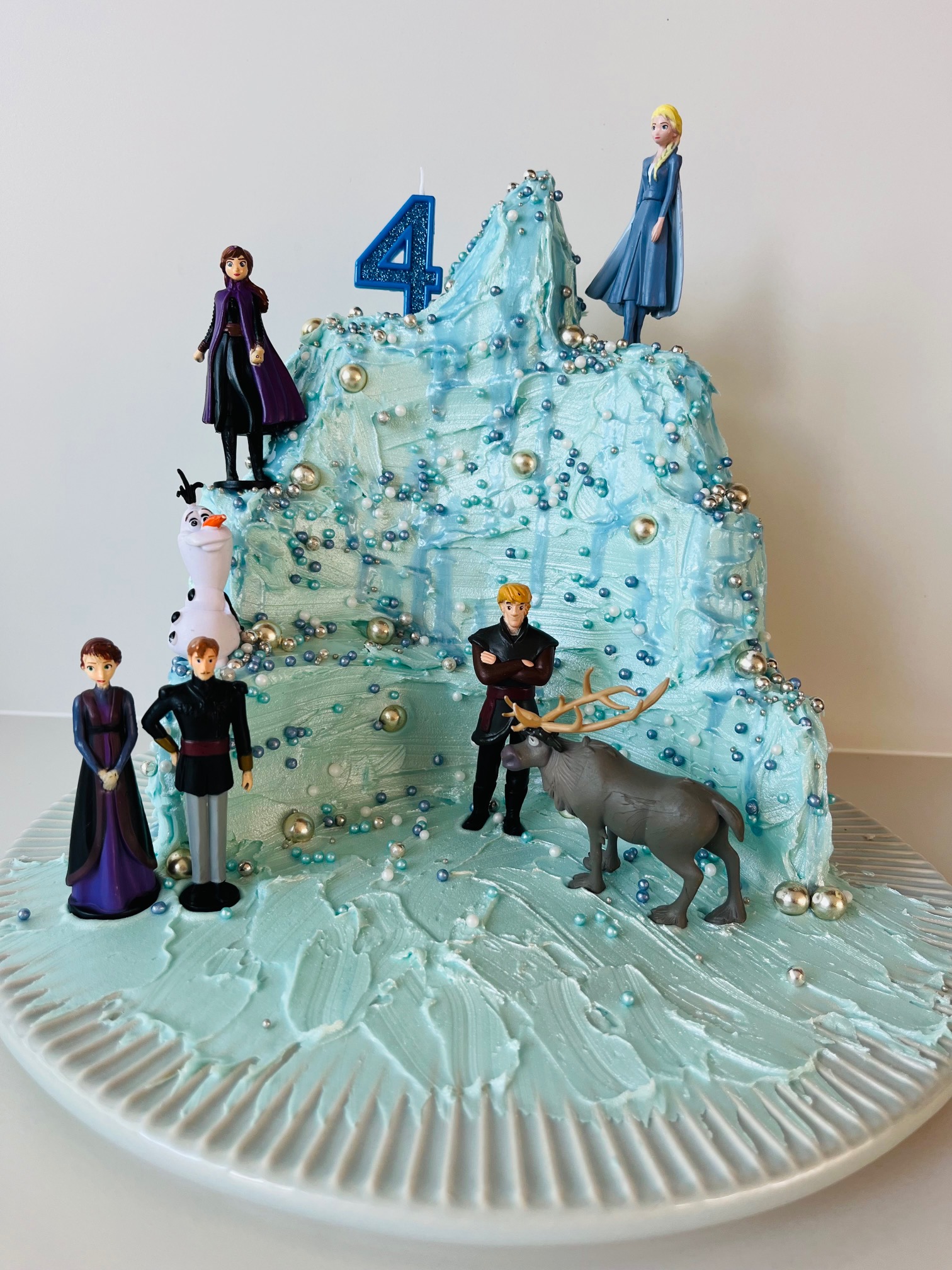Frozen inspired birthday cake